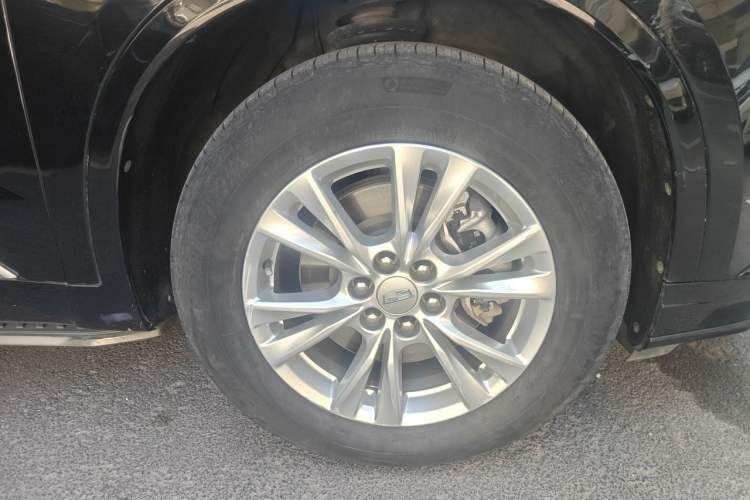 Used Cadillac XT6 2020 28T Six-Seater All-Wheel-Drive Fashion Edition Right Front Wheel Hub