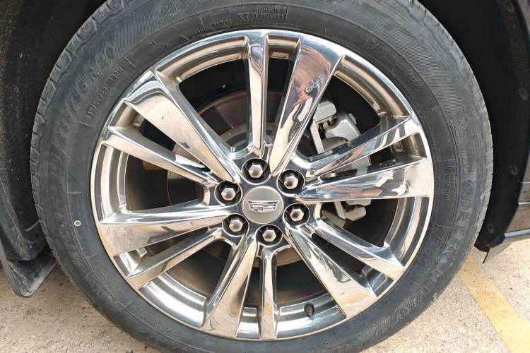 Used Cadillac XT6 2020 28T Seven-Seater Luxury Version Right Front Wheel Hub