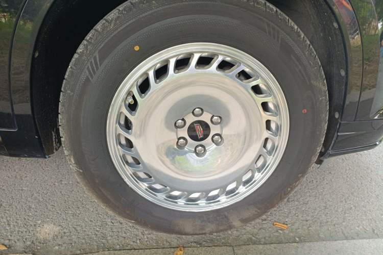 Used Cadillac XT6 2020 28T Six-Seater Fashion Edition Right Front Wheel Hub