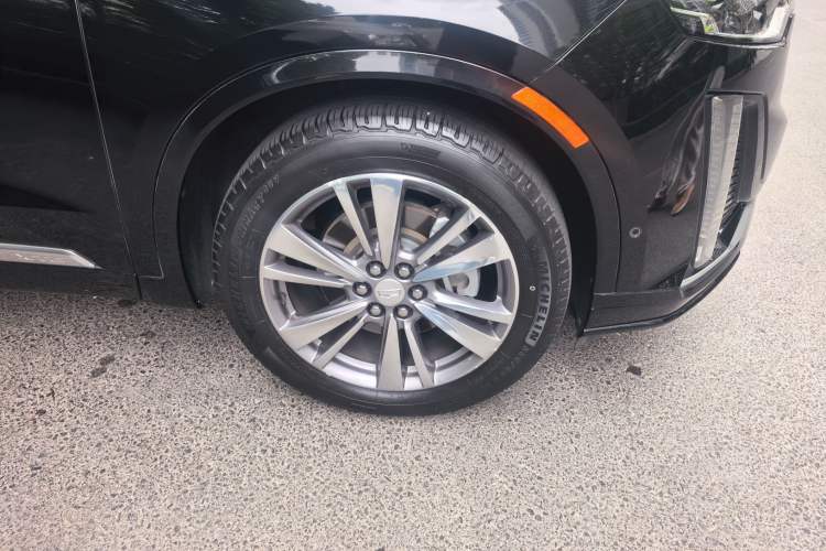 Used Cadillac XT6 2020 28T Seven-Seater Luxury Version Right Front Wheel Hub