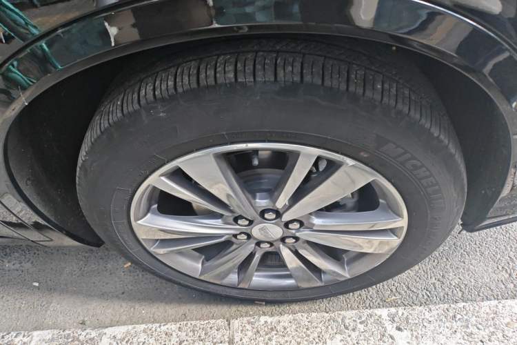 Used Cadillac XT6 2020 Revised Version 28T Six-Seater Luxury Edition Right Front Wheel Hub