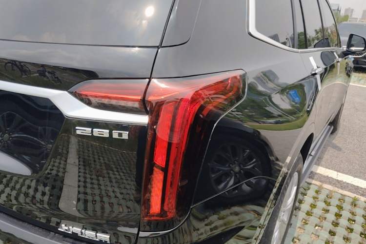 Used Cadillac XT6 2020 28T Seven-Seater Fashion Edition Right Rear Taillight