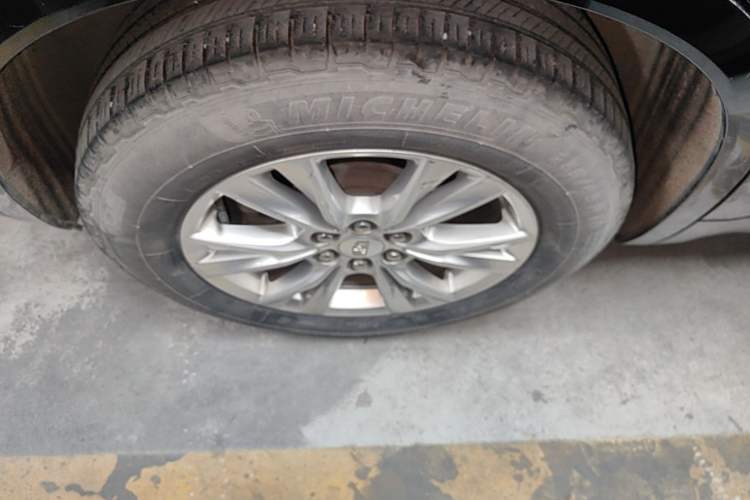 Used Cadillac XT6 2020 28T Seven-Seater Fashion Edition Right Rear Wheel Hub