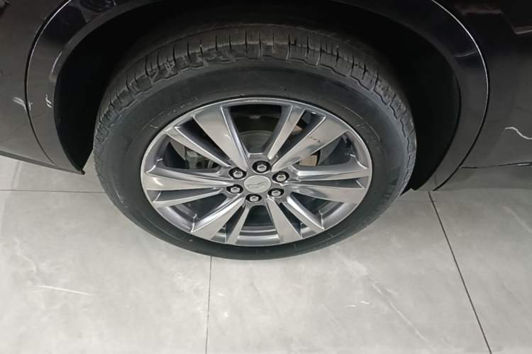 Used Cadillac XT6 2020 28T Six-Seater Four-Wheel-Drive Luxury Version with Premium Sound System Right Rear Wheel Hub
