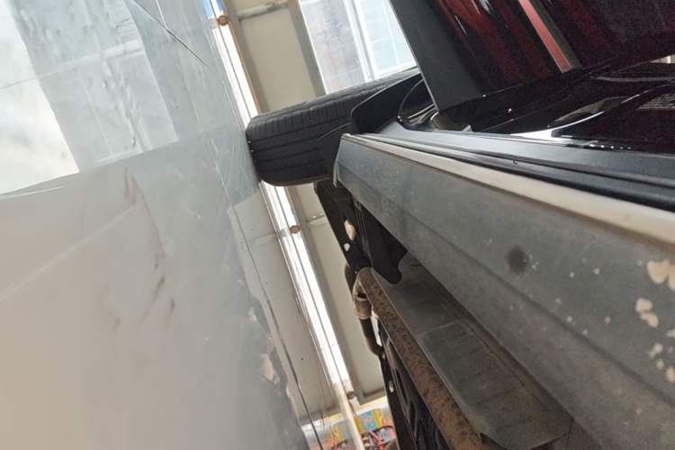 Used Cadillac XT6 2020 28T Seven-Seater Fashion Edition Right Side Sill