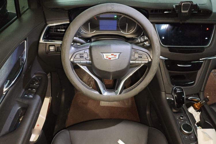 Used Cadillac XT6 2020 28T 7-Seater Four-Wheel Drive Luxury Version Steering Wheel