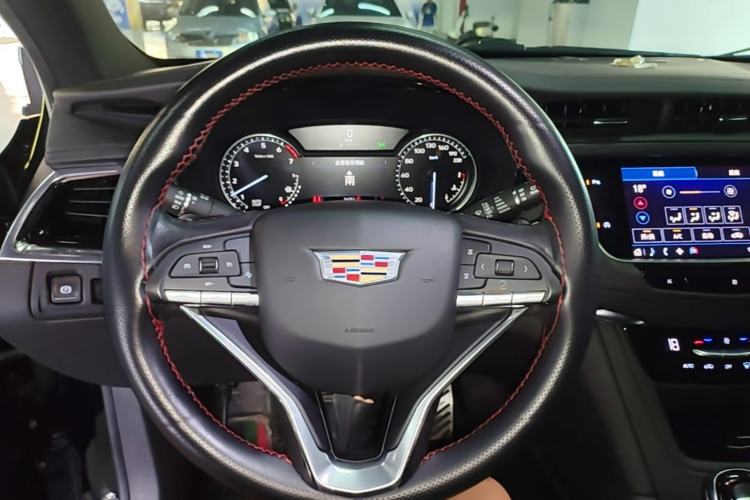 Used Cadillac XT6 2020 28T Six-Seater Fashion Edition Steering Wheel