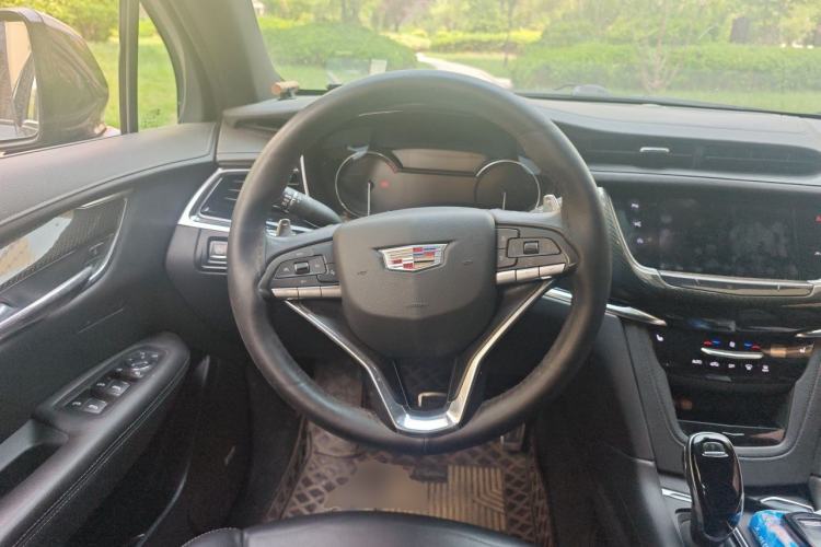 Used Cadillac XT6 2020 28T 7-Seater Luxury Sporty Enjoy-the-Comfort Safety Edition Steering Wheel