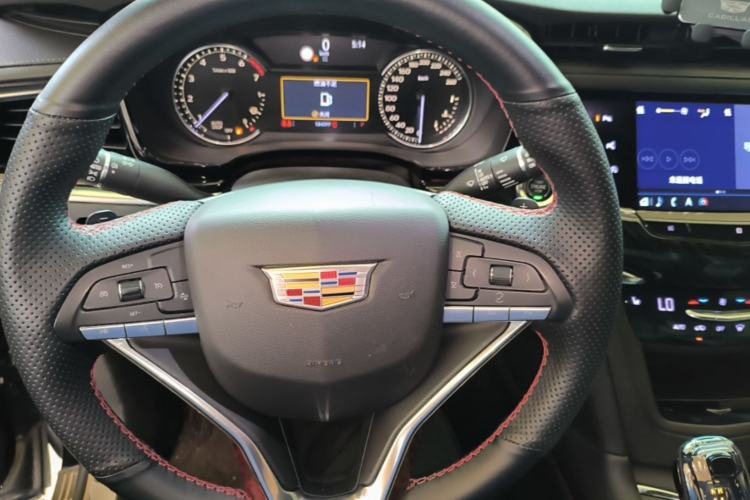 Used Cadillac XT6 2020 28T Six-Seater Luxury Version Steering Wheel