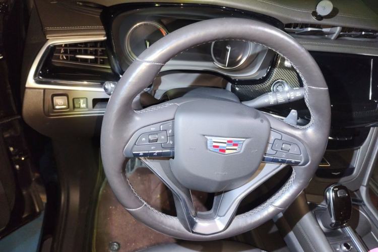 Used Cadillac XT6 2020 28T Six-Seater Four-Wheel-Drive Luxury Sport Vehicle Steering Wheel