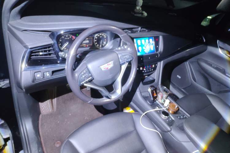 Used Cadillac XT6 2020 28T Six-Seater All-Wheel-Drive Fashion Edition Steering Wheel