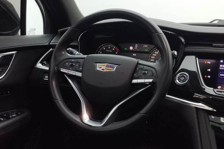 Used Cadillac XT6 2020 28T Six-Seater Four-Wheel-Drive Luxury Version Steering Wheel