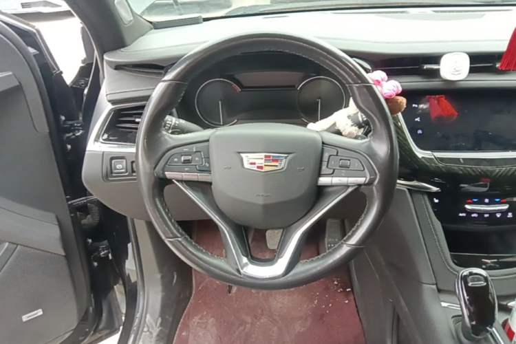 Used Cadillac XT6 2020 Revised Version 28T 6-Seater Four-Wheel Drive Luxury Edition Steering Wheel