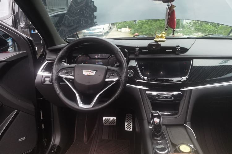 Used Cadillac XT6 2020 Revised Version 28T 7-Seater Four-Wheel Drive Luxury Edition Steering Wheel