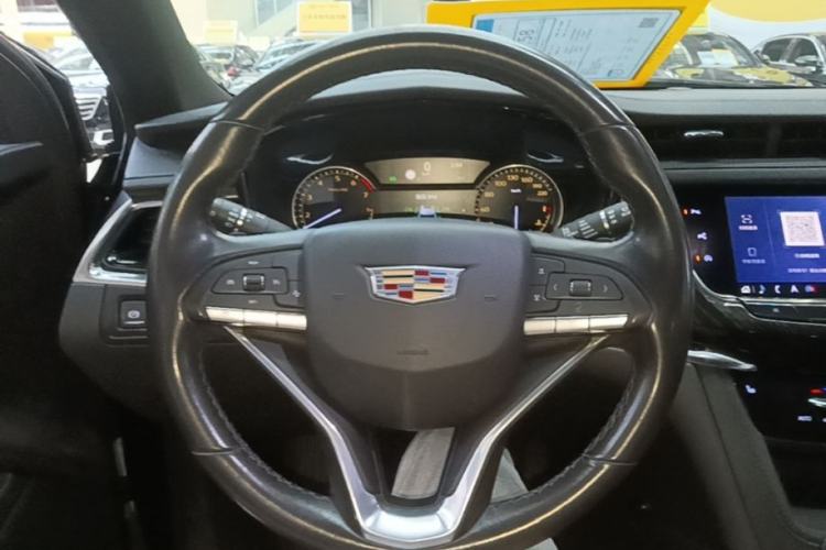 Used Cadillac XT6 2020 28T Six-Seater Luxury Sporty Enjoy-the-Comfort Safety Edition Steering Wheel
