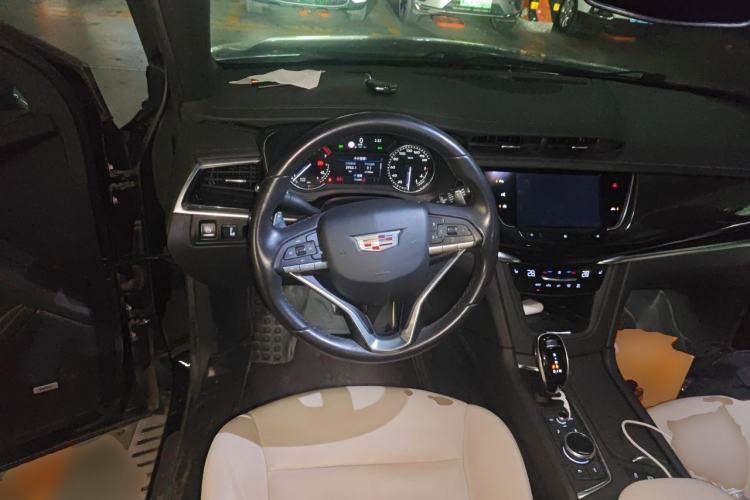 Used Cadillac XT6 2020 28T Six-Seater Luxury Sporty Enjoy-the-Comfort Safety Edition Steering Wheel