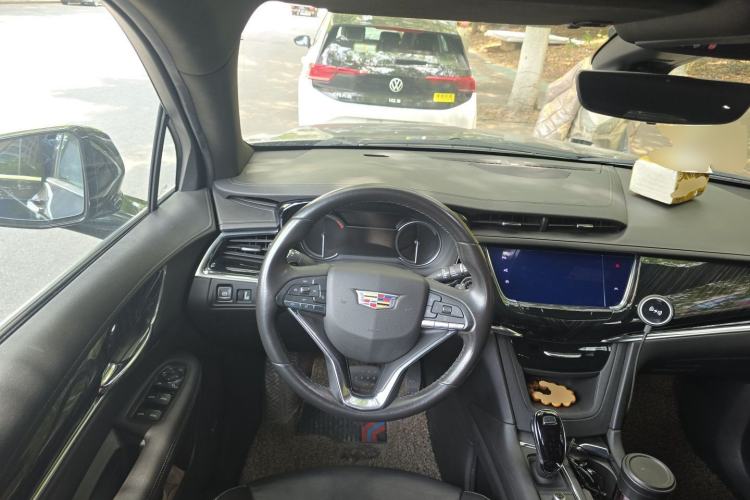 Used Cadillac XT6 2020 28T Six-Seater Four-Wheel-Drive Luxury Version Steering Wheel