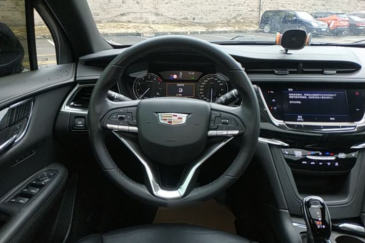 Used Cadillac XT6 2020 28T Six-Seater Four-Wheel-Drive Luxury Version Steering Wheel