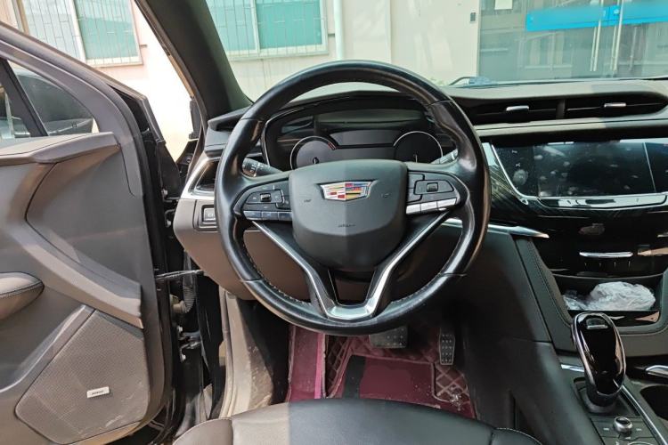 Used Cadillac XT6 2020 28T Seven-Seater Four-Wheel-Drive Luxury Version Steering Wheel