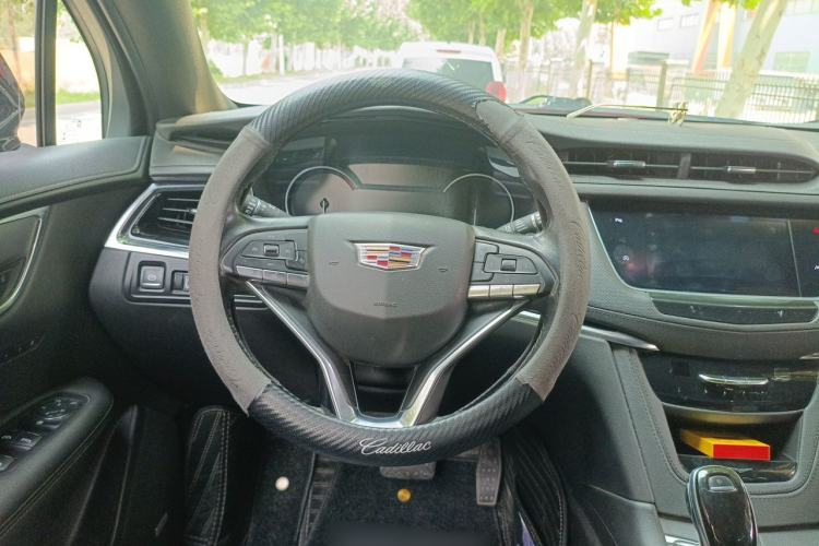 Used Cadillac XT6 2020 28T Six-Seater Fashion Edition Steering Wheel