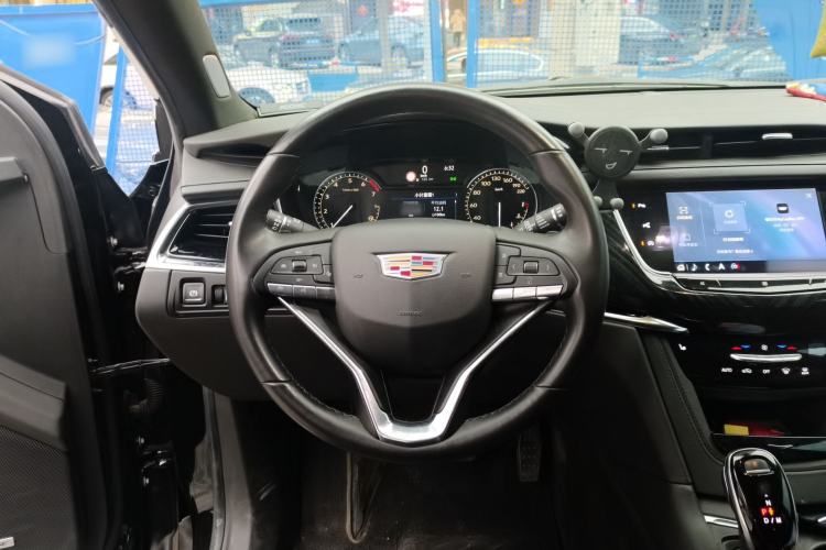 Used Cadillac XT6 2020 28T Six-Seater Four-Wheel-Drive Luxury Version with Premium Sound System Steering Wheel