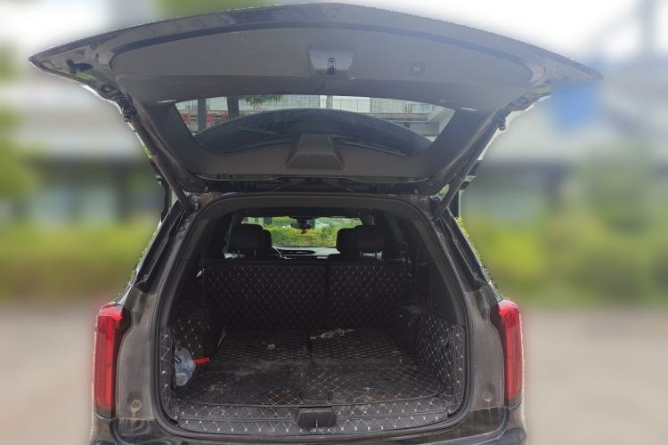 Used Cadillac XT6 2020 28T Seven-Seater Fashion Edition Trunk
