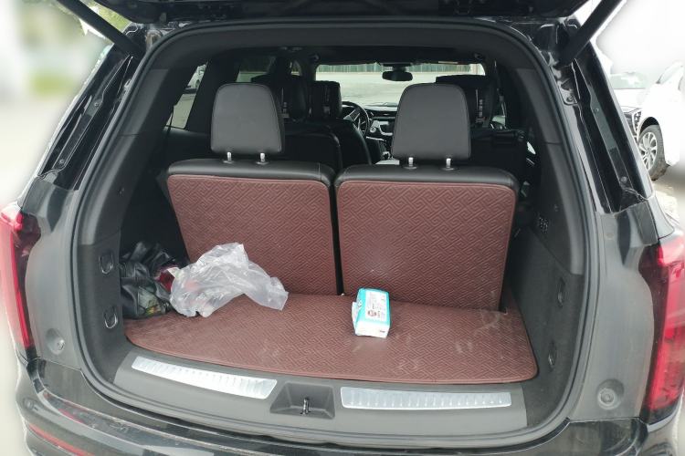 Used Cadillac XT6 2020 28T Six-Seater Four-Wheel-Drive Luxury Version Trunk