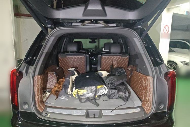Used Cadillac XT6 2020 28T Six-Seater Luxury Version Trunk
