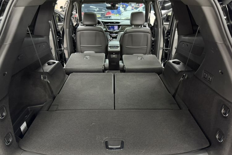 Used Cadillac XT6 2020 28T Six-Seater Four-Wheel-Drive Luxury Version Trunk