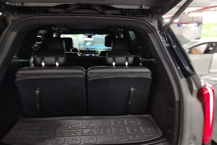 Used Cadillac XT6 2020 28T Seven-Seater Fashion Edition Trunk