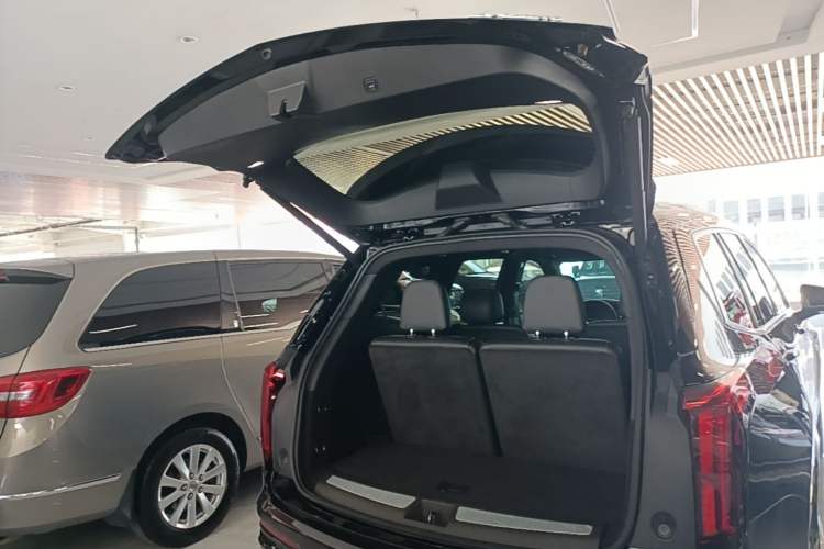 Used Cadillac XT6 2020 28T Six-Seater Four-Wheel-Drive Luxury Version with Premium Sound System Trunk