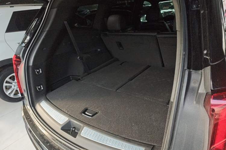 Used Cadillac XT6 2020 28T Seven-Seater Fashion Edition Trunk