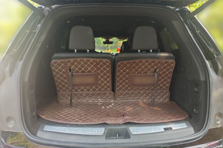 Used Cadillac XT6 2020 28T Six-Seater Fashion Edition Trunk
