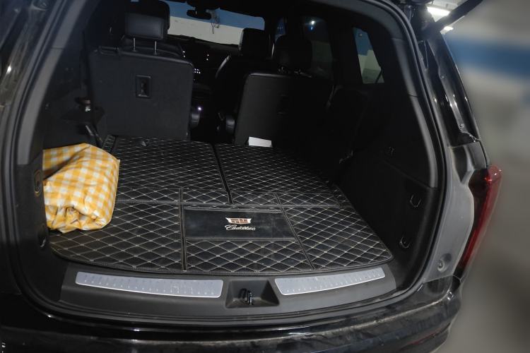 Used Cadillac XT6 2020 28T Six-Seater Fashion Edition Trunk