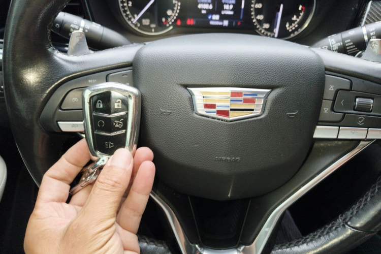 Used Cadillac XT6 2020 Revised Version 28T Six-Seater Four-Wheel Drive Leading Sporty Edition Vehicle Key