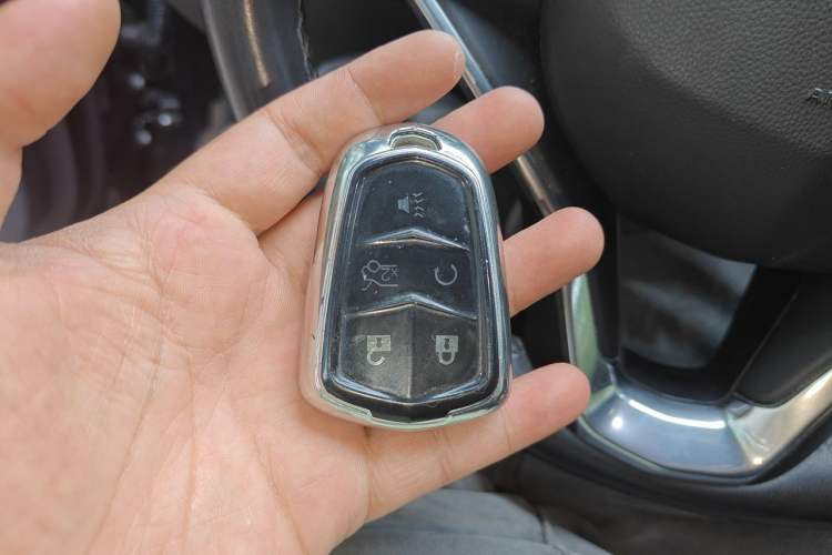 Used Cadillac XT6 2020 28T Six-Seater Four-Wheel-Drive Luxury Version Vehicle Key