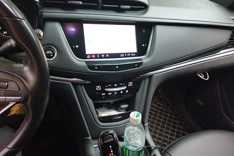 Used Cadillac XT6 2020 28T Six-Seater Fashion Edition Audio And AC Panel