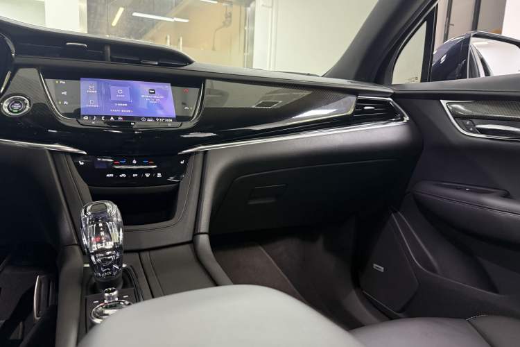 Used Cadillac XT6 2020 28T Six-Seater Luxury Version Audio And AC Panel