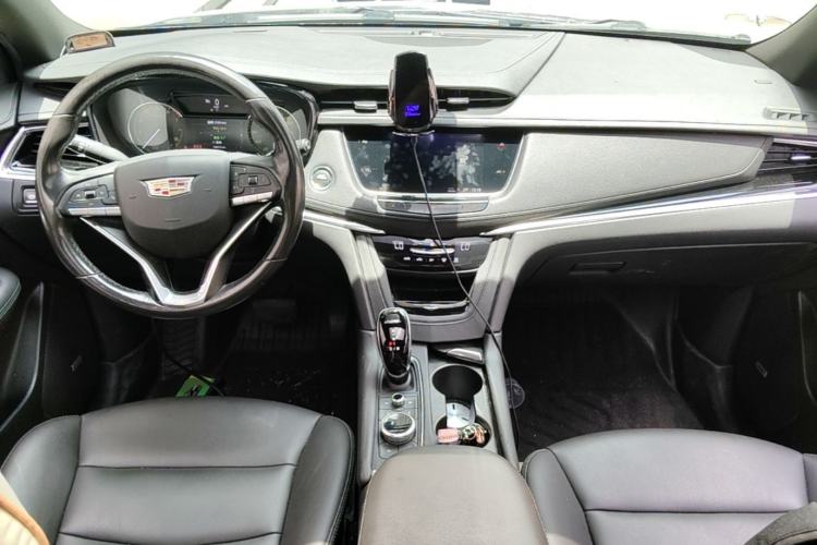 Used Cadillac XT6 2020 28T Seven-Seater Fashion Edition Center Console