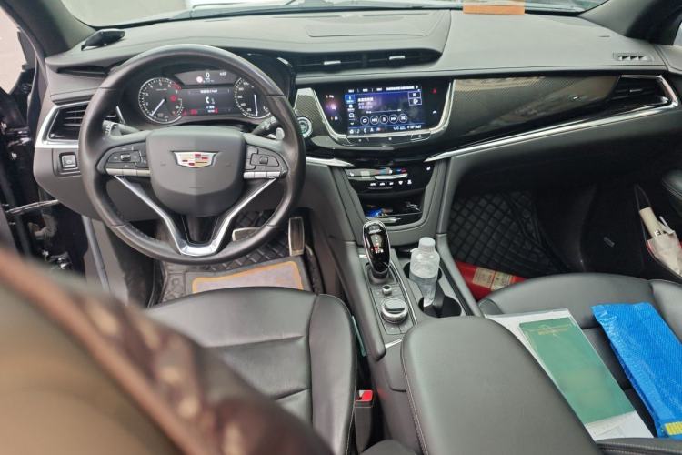 Used Cadillac XT6 2020 28T Six-Seater Luxury Sporty Enjoy-the-Comfort Safety Edition Center Console