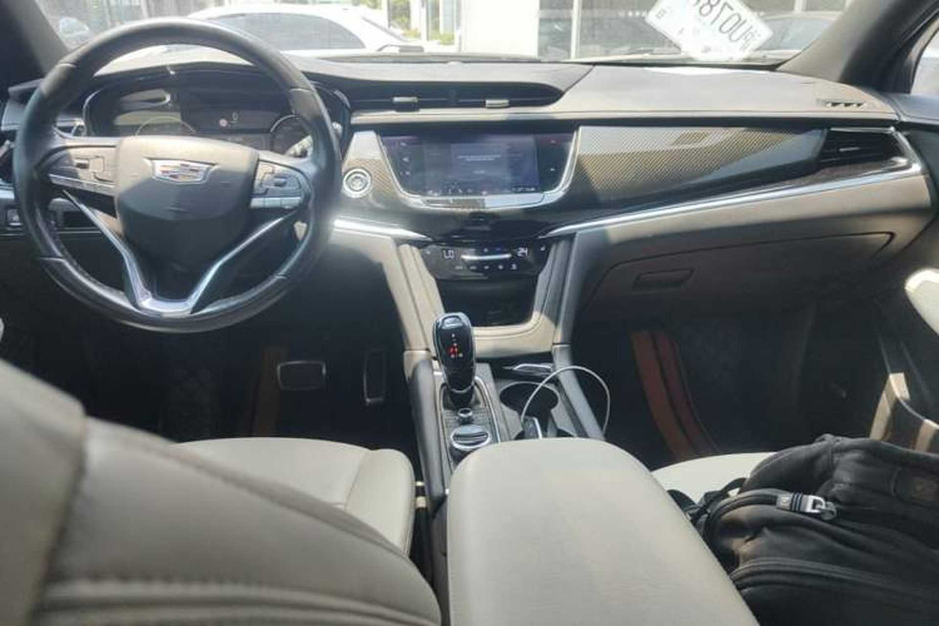 Used Cadillac XT6 2020 28T Seven-Seater Luxury Version Center Console