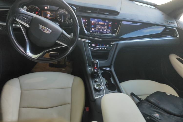 Used Cadillac XT6 2020 28T Seven-Seater Luxury Version Center Console