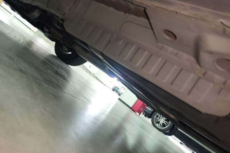Used Cadillac XT6 2020 28T Six-Seater Four-Wheel-Drive Luxury Sport Vehicle Chassis Rear Left