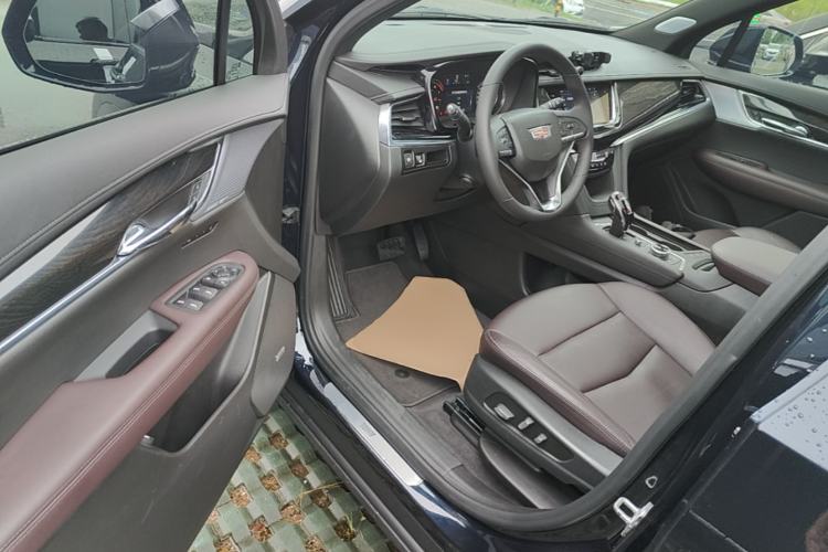 Used Cadillac XT6 2020 28T Seven-Seater Four-Wheel-Drive Leading Version Driver Seat