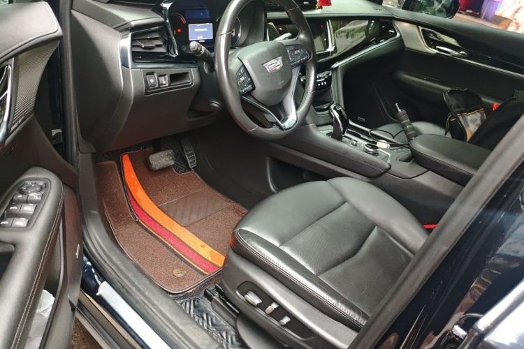 Used Cadillac XT6 2020 28T Seven-Seater Four-Wheel-Drive Luxury Version Driver Seat