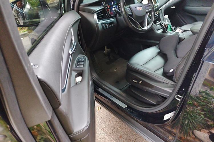 Used Cadillac XT6 2020 28T Six-Seater Fashion Edition Driver Seat