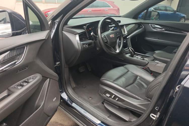 Used Cadillac XT6 2020 28T Six-Seater Four-Wheel-Drive Luxury Version Driver Seat