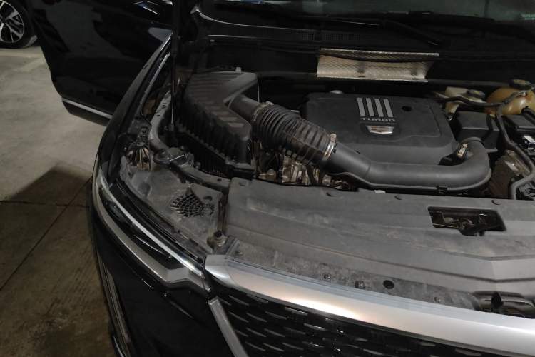 Used Cadillac XT6 2020 28T Six-Seater Luxury Version Engine Bay Right