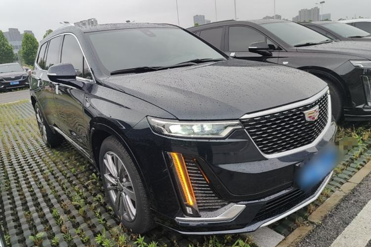 Used Cadillac XT6 2020 28T Seven-Seater Four-Wheel-Drive Leading Version Front Right 45 Deg