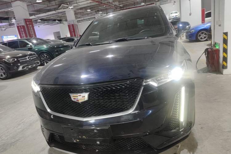 Used Cadillac XT6 2020 28T Six-Seater Luxury Version Front